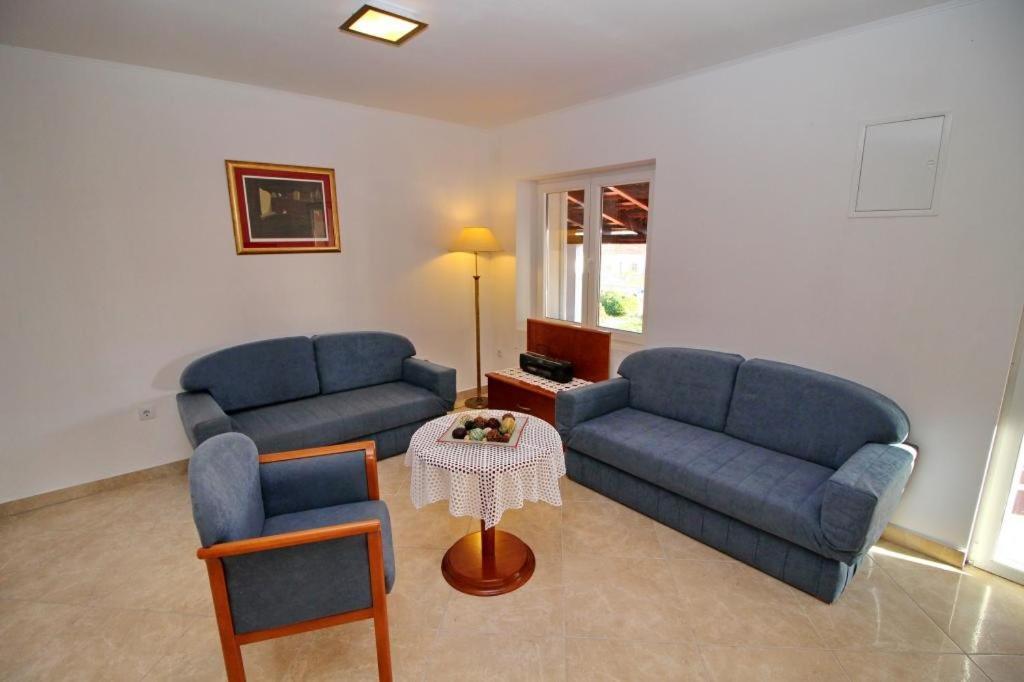 Apartment Lucija ヴェラ・ルカ エクステリア 写真