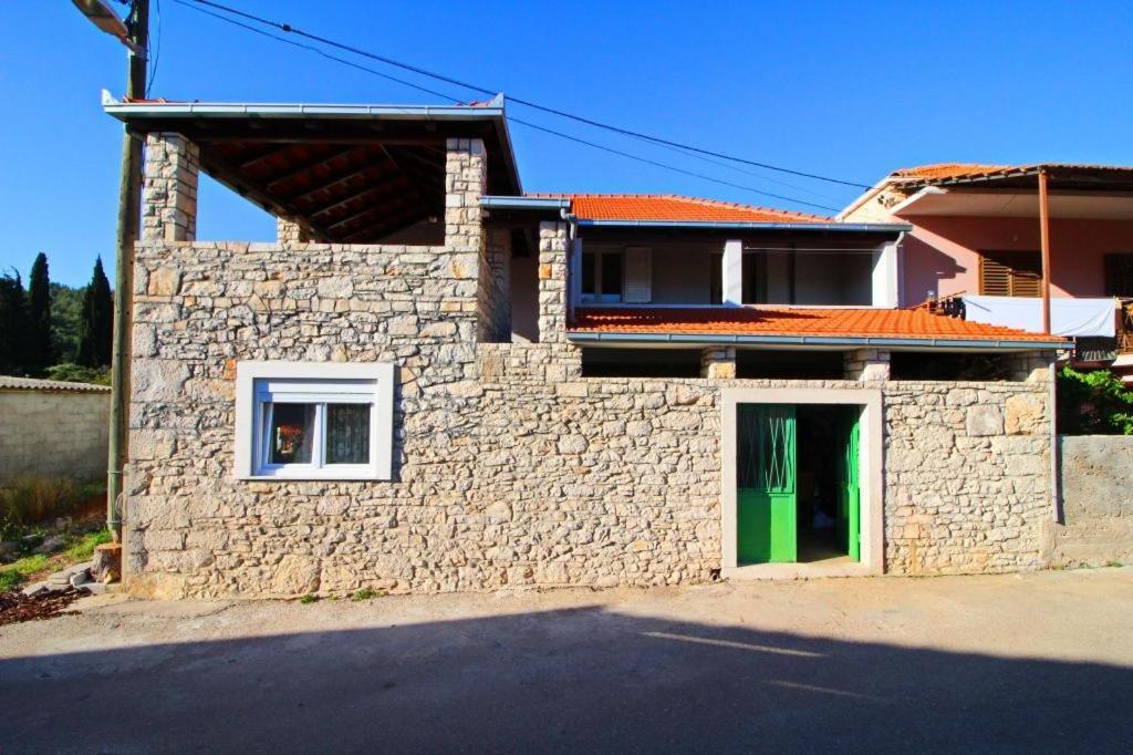 Apartment Lucija ヴェラ・ルカ エクステリア 写真
