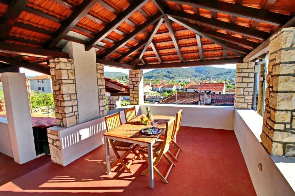 Apartment Lucija ヴェラ・ルカ エクステリア 写真